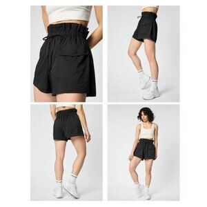 Girlfriend Collective Cora Front Pockets Paperbag Shorts, UPF 50+ Small, Hike